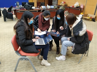“教育系統抗疫斗爭偉大實踐影像、海報展”高校巡回展站走進北大